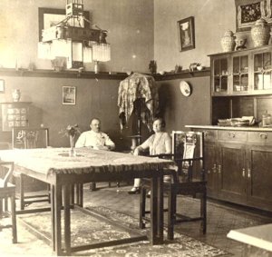 joods NI Ies and Lien Cassuto Bandoeng 1926