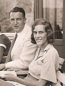 Mijn opa en oma: J.J. de Knoop en J. Velthuizen Weil