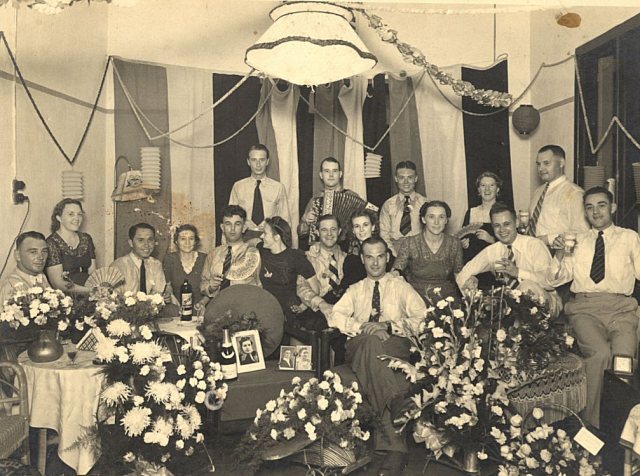 Verlovingsfeest Soerabaja, 1941