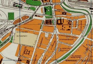 Boeboetan, meet weeshuis, linksonder