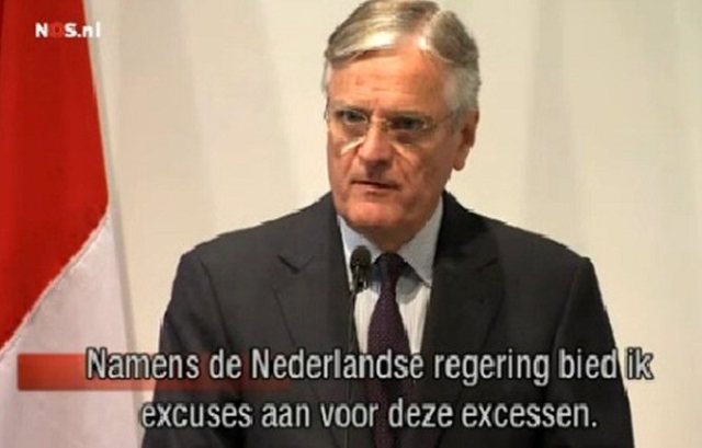 De Zwaan tijdens het uitspreken van de excuses. (NOS)
