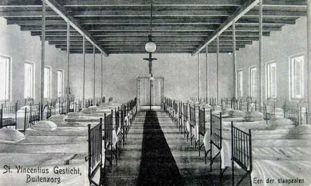 Buitenzorg_Vincentius_slaapzaal