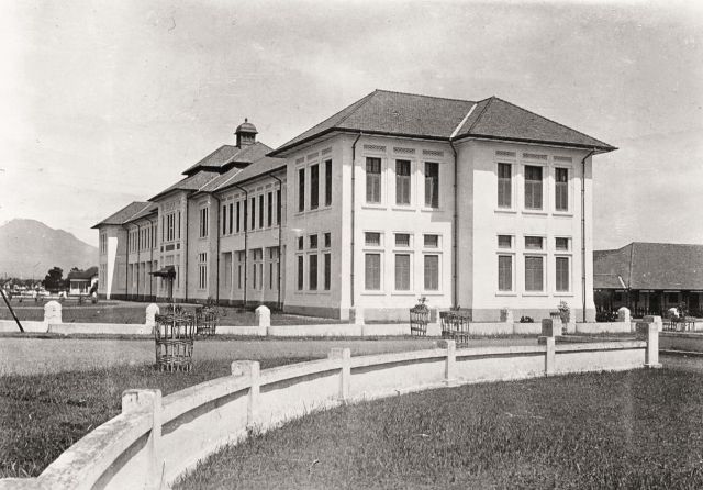 Openbare HBS, Bandoeng