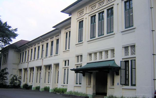 Bandung SMAN 5, voorgevel, thans