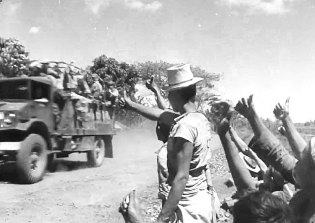 Nederlandse militairen verwelkomd door Javanen:  werkelijkheid of propaganda?